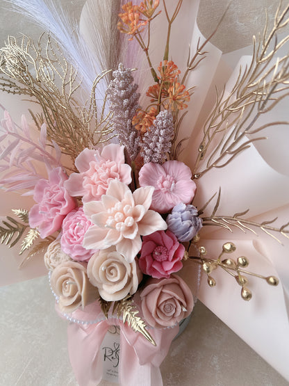 裸粉色系香薰蠟燭花束 The goddess's smile, a rosy radiance