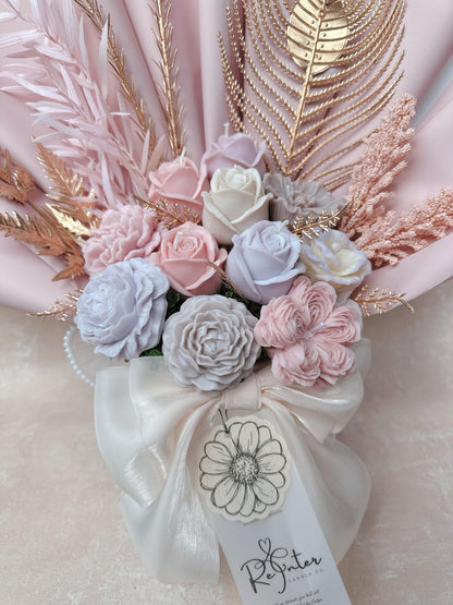 少女粉系香薰蠟燭花束 The goddess's smile, a rosy radiance