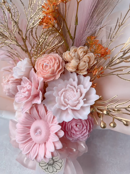 少女粉系香薰蠟燭花束 The goddess's smile, a rosy radiance